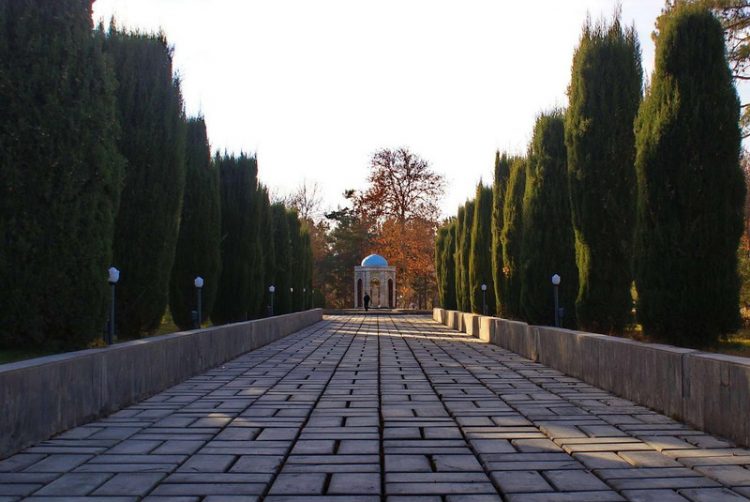 Парк Айни Душанбе