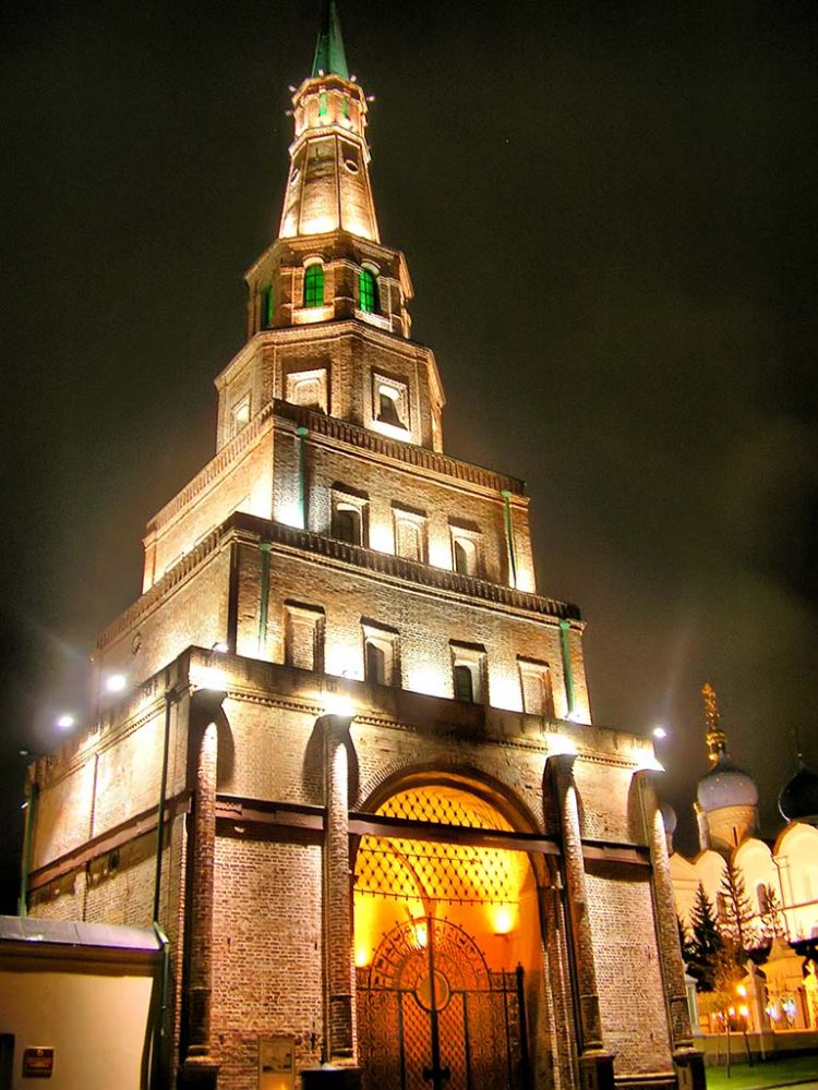 Подсветка башни Сююмбике Казань