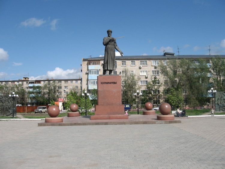 Памятник Курмангазы Сагырбайулы (1818 – 1889 гг) Атырау