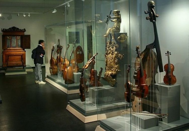 Музей музыкальных инструментов Лейпцигского университета